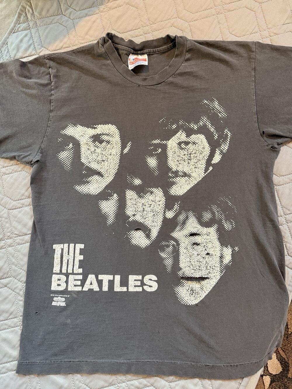 Vtg 90s BEATLES ROCK BAND TEE RINGO PAUL GEORGE JOHN PORTRAIT BLACK t-shirt M